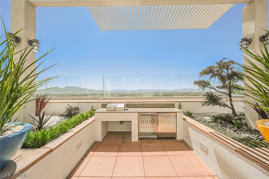 Image 48 of property listing at 150 Las Vegas Boulevard 2115, Las Vegas, NV 89101