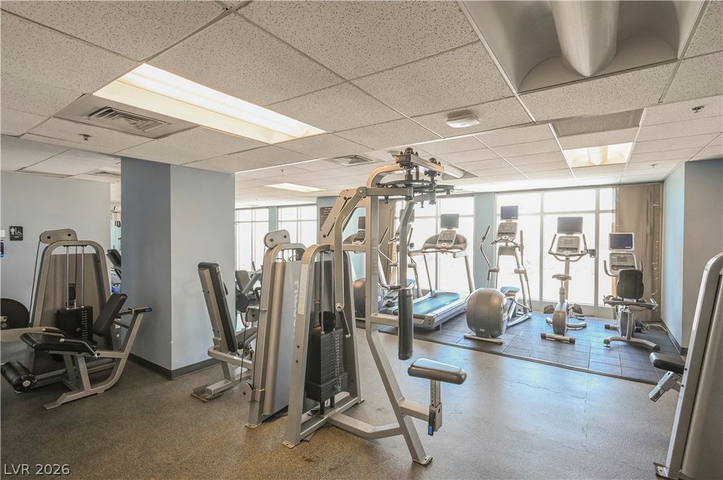 Image 54 of property listing at 150 Las Vegas Boulevard 2115, Las Vegas, NV 89101
