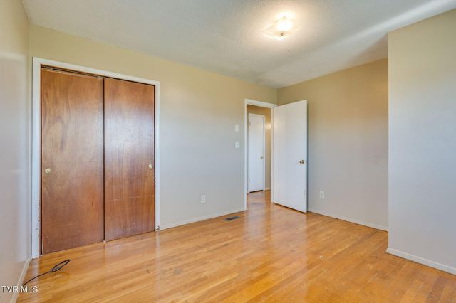 2907 Indian Ridge Road, Johnson City, TN 37604