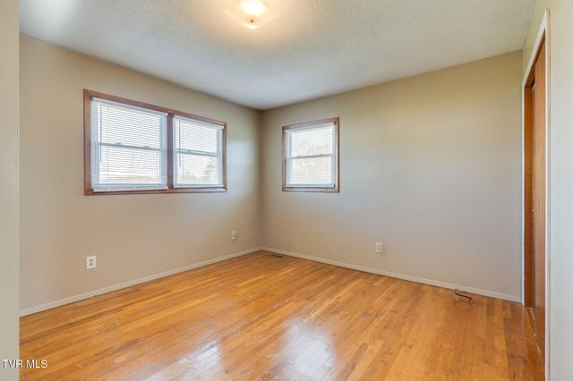 2907 Indian Ridge Road, Johnson City, TN 37604