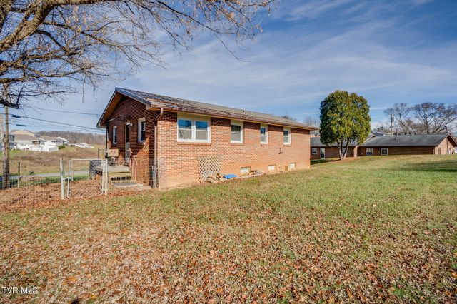2907 Indian Ridge Road, Johnson City, TN 37604
