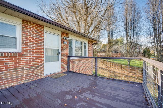 2907 Indian Ridge Road, Johnson City, TN 37604