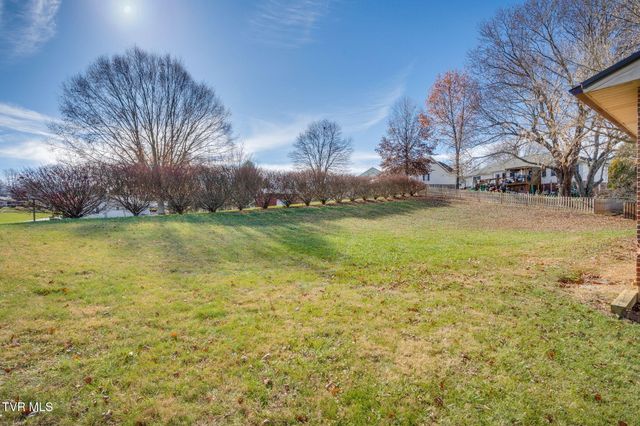 2907 Indian Ridge Road, Johnson City, TN 37604