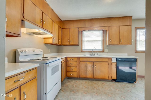 2907 Indian Ridge Road, Johnson City, TN 37604