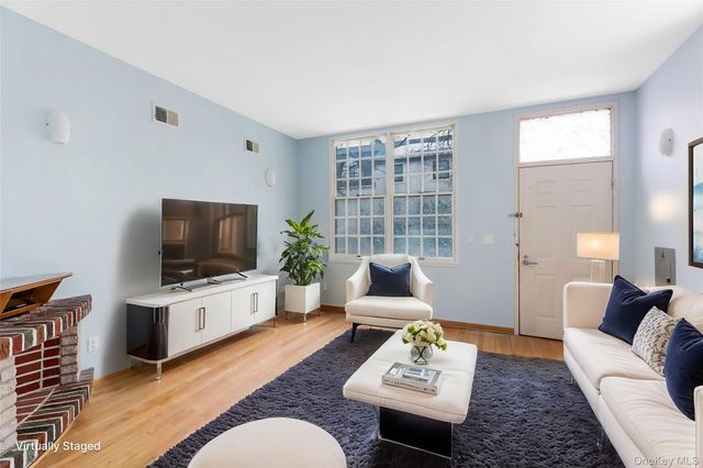 43 Pierce Street, Staten Island, NY 10304