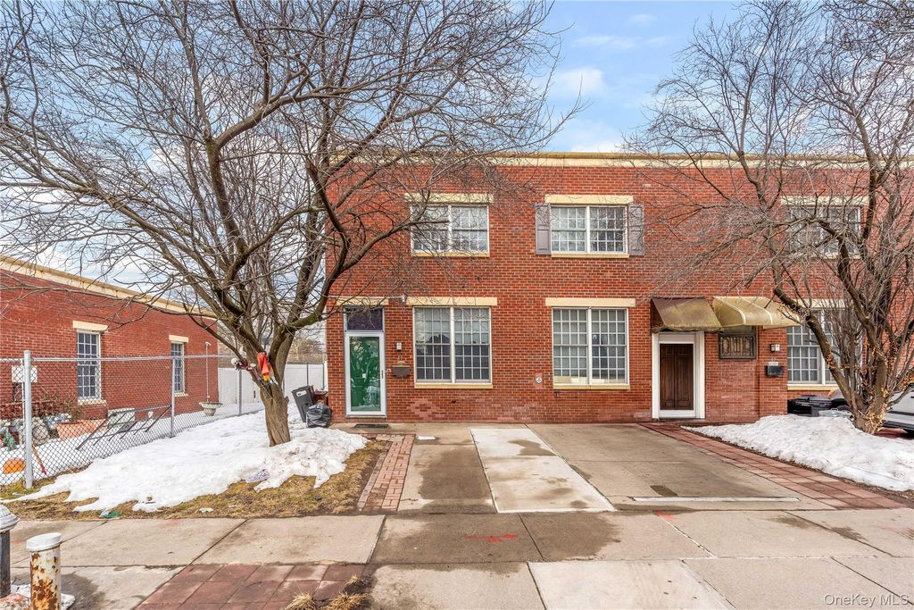 43 Pierce Street, Staten Island, NY 10304