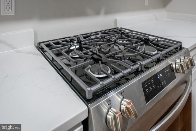 1358 TOWSON ST, Baltimore, MD 21230