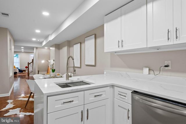 1358 TOWSON ST, Baltimore, MD 21230