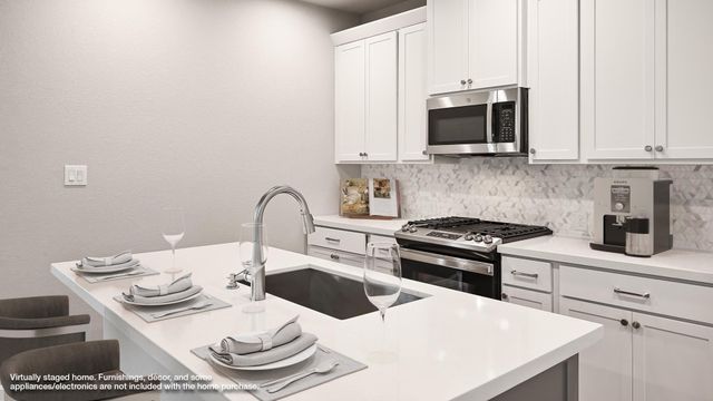 117 Endurance DR, Kyle, TX 78640