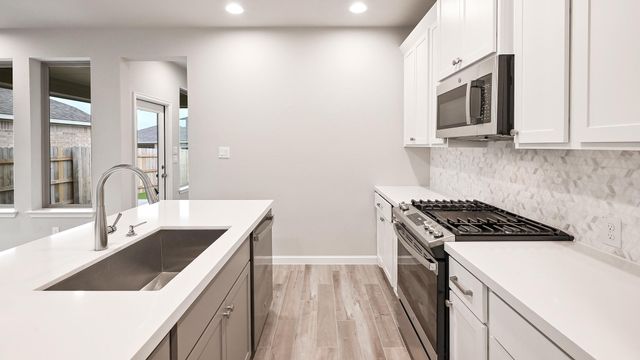 117 Endurance DR, Kyle, TX 78640