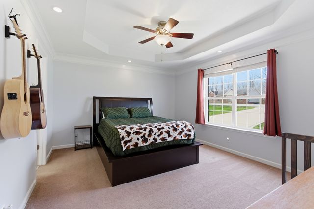 3080 Bowker Rd, Charlotte, TN 37036