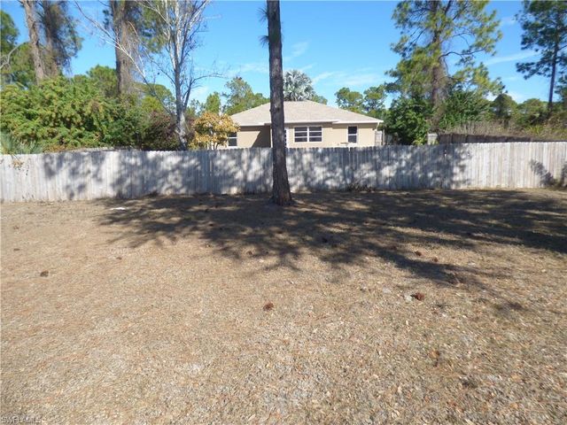 3208 68th ST W, Lehigh Acres, FL 33971