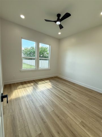 501 N Cleburne Whitney Road, Rio Vista, TX 76093