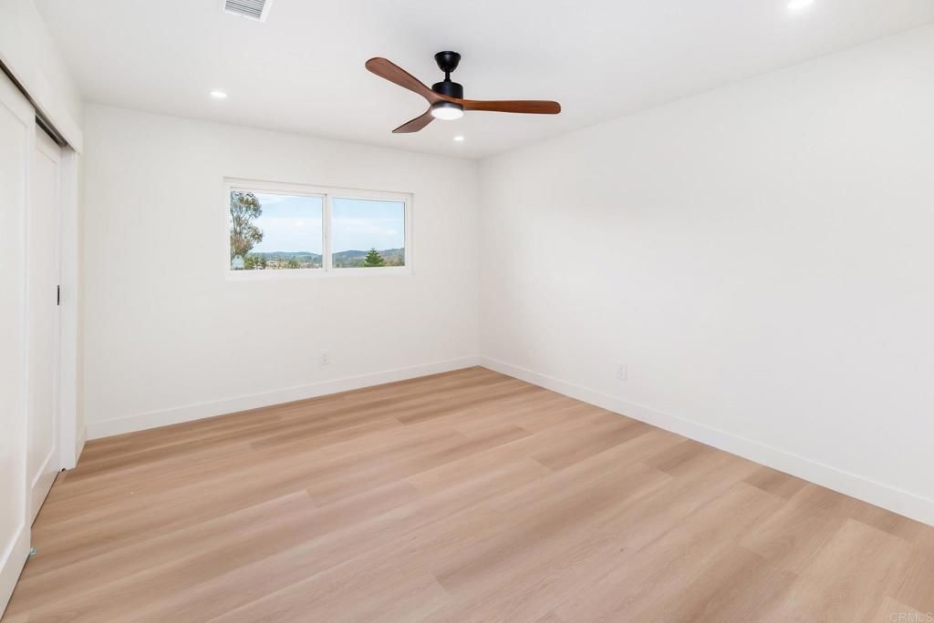 Image 18 of property listing at 2430 Sunflower, Vista, CA 92083