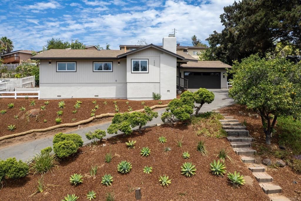 Image 32 of property listing at 2430 Sunflower, Vista, CA 92083