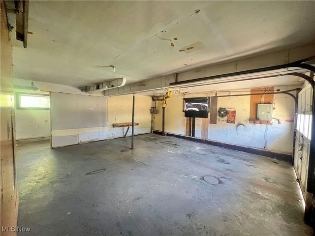 1454 Spring Avenue NE, Canton, OH 44714