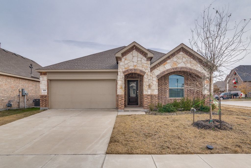 805 Allison Drive, Fate, TX 75087