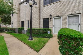 7326 Regency Square Court 7326, Houston, TX 77036