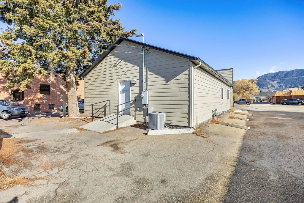 2017 Harrison Avenue, Butte, MT 59701 photo 21