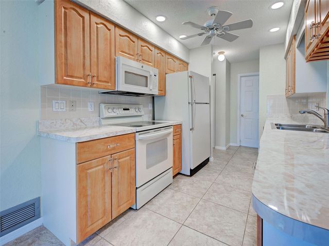 11081 MAGDALENA AVENUE, Englewood, FL 34224