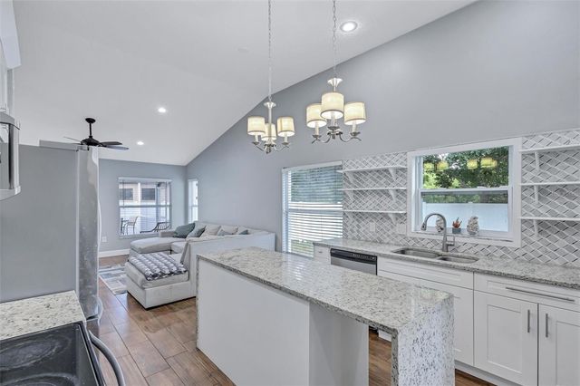 4909 6TH AVENUE E, Bradenton, FL 34208