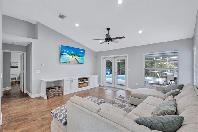 4909 6TH AVENUE E, Bradenton, FL 34208