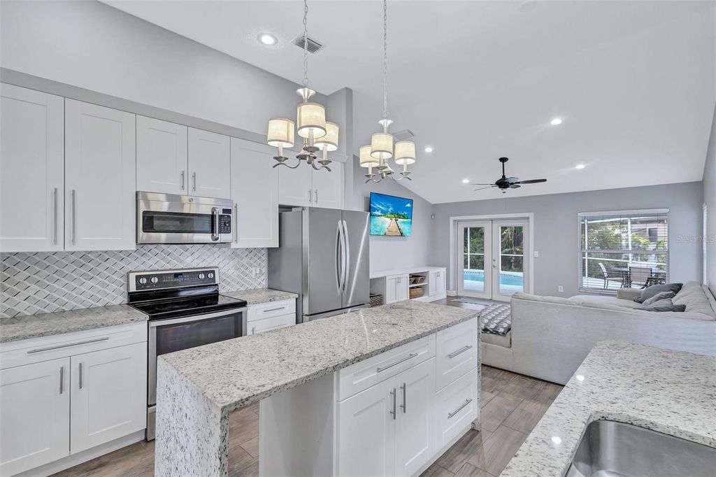 4909 6TH AVENUE E, BRADENTON, FL 34208 — photo 4