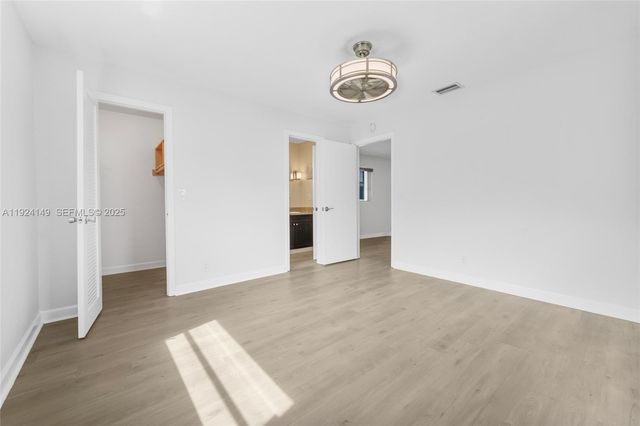 1131 NW 90th Way, Plantation, FL 33322