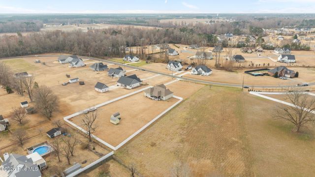 2889 Beddard Road, Grimesland, NC 27837