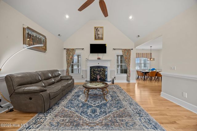 2889 Beddard Road, Grimesland, NC 27837