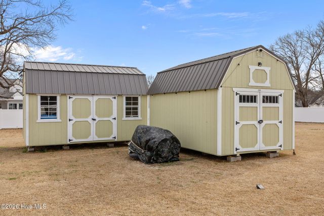 2889 Beddard Road, Grimesland, NC 27837