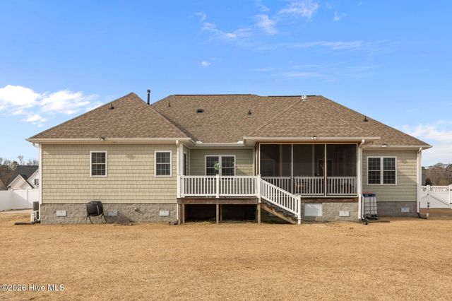 2889 Beddard Road, Grimesland, NC 27837