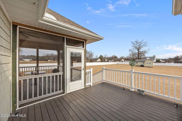 2889 Beddard Road, Grimesland, NC 27837