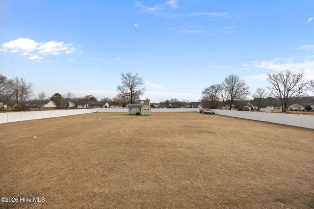 2889 Beddard Road, Grimesland, NC 27837