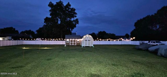 2889 Beddard Road, Grimesland, NC 27837