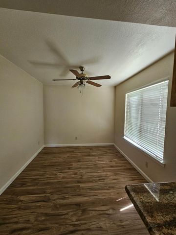 2237 Jon Dr, Fresno, CA 93720