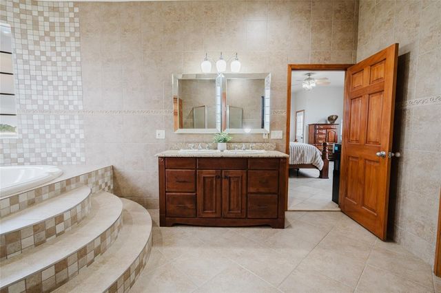 4015 INDIGO ROAD, Groveland, FL 34736