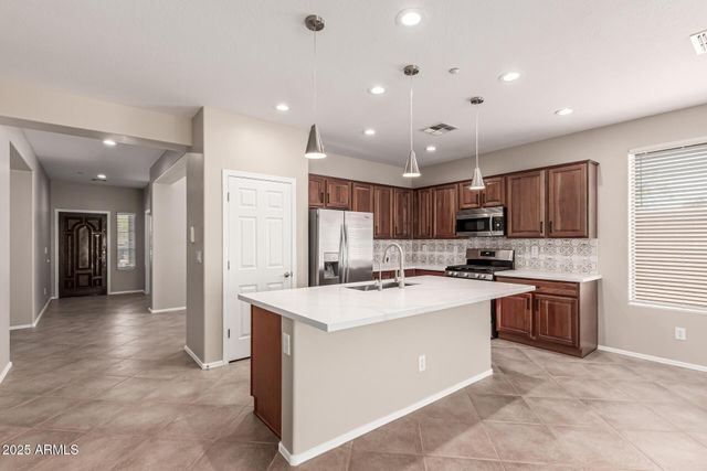 1744 W Turtle Hill Drive, Anthem, AZ 85086