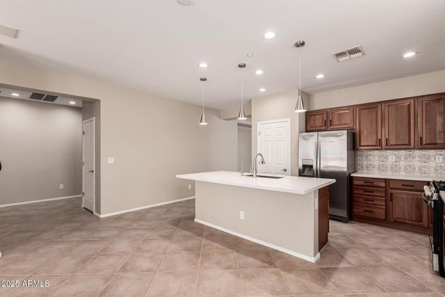 1744 W Turtle Hill Drive, Anthem, AZ 85086