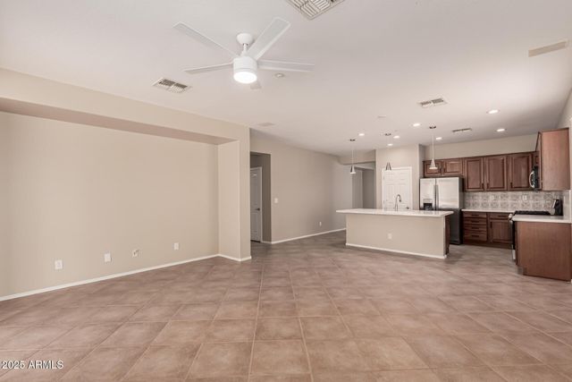 1744 W Turtle Hill Drive, Anthem, AZ 85086