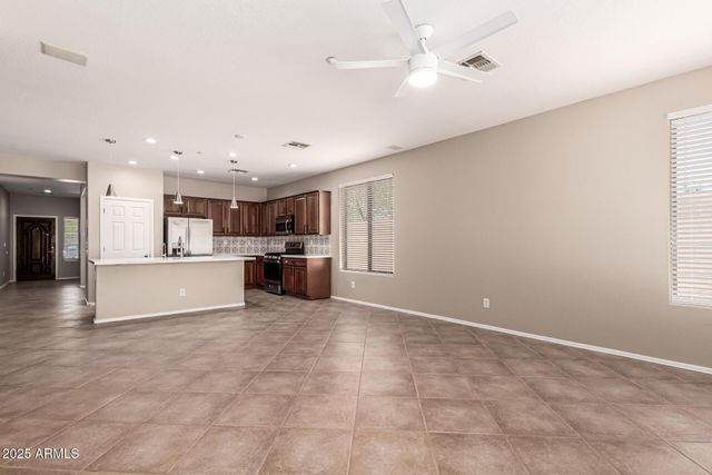 1744 W Turtle Hill Drive, Anthem, AZ 85086