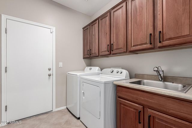 1744 W Turtle Hill Drive, Anthem, AZ 85086