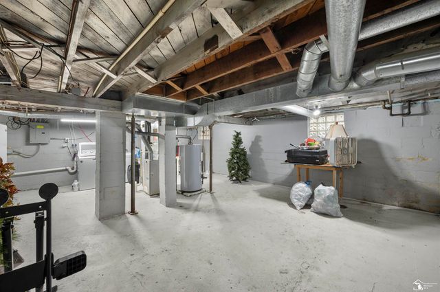 408 Riverview Avenue, Monroe, MI 48162