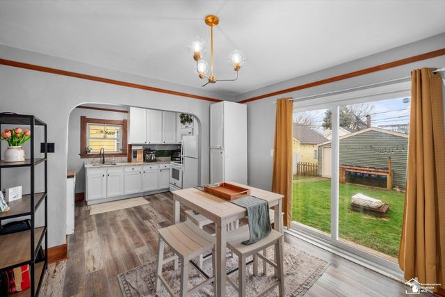 408 Riverview Avenue, Monroe, MI 48162