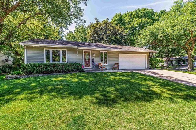 6921 Stratford Drive, Madison, WI 53719