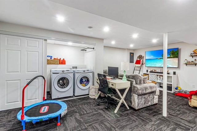 6921 Stratford Drive, Madison, WI 53719