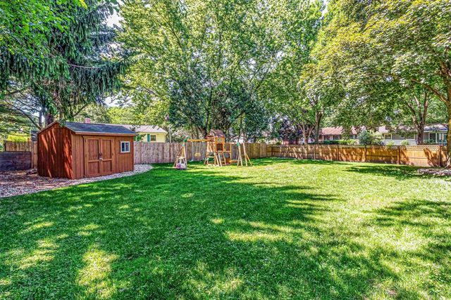 6921 Stratford Drive, Madison, WI 53719