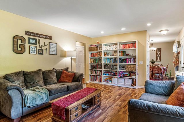 6921 Stratford Drive, Madison, WI 53719