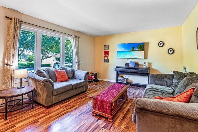 6921 Stratford Drive, Madison, WI 53719