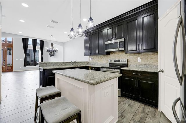 5305 N Crown Point Street, Pharr, TX 78577